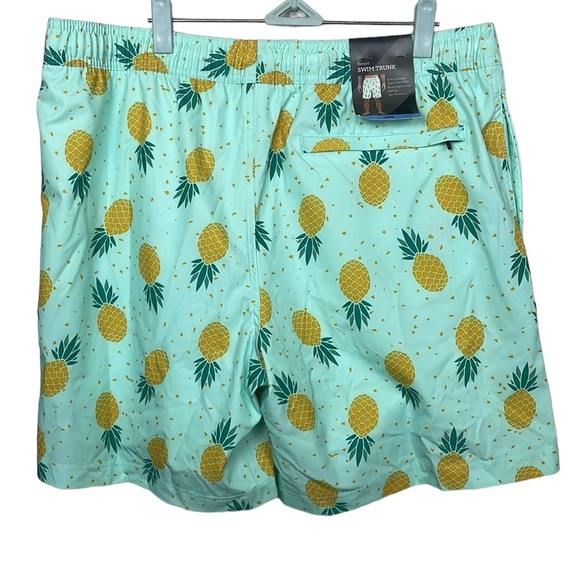 🍍 New Member’s Mark Resort Pineapple Print Swimming Trunks Men’s Size L - Picture 2 of 9